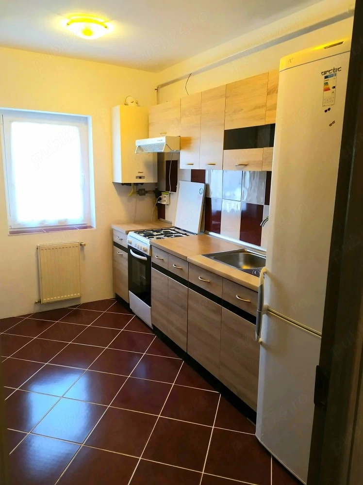 Apartament 2 camere de închiriat   zona Lenin 