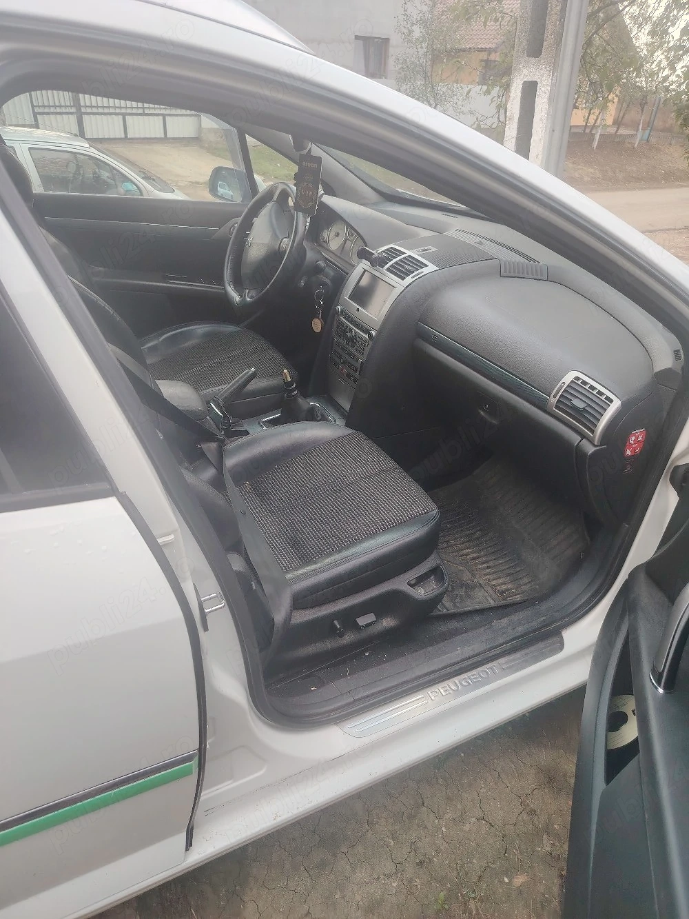 Peugeot 407
