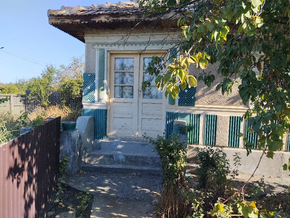 Casă de vânzare in com Sălcioara jud Ialomița.