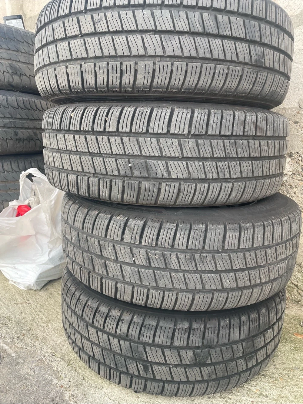 jante tabla Mercedes Vito cu cauciucuri anvelope hankook 205/65 r16C iarna
