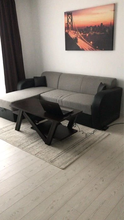 Apartament cu 3 camere de închiriat în zona Spital Județean