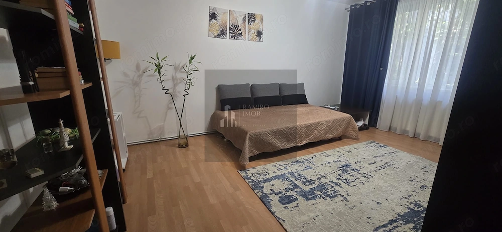 3 camere 5 minute METROU 1 DECEMBRIE/decomandat/centrala