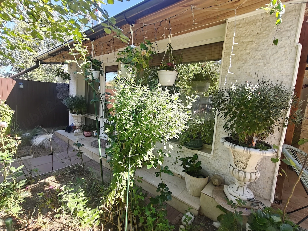 Vând sau schimb cu apartament 
