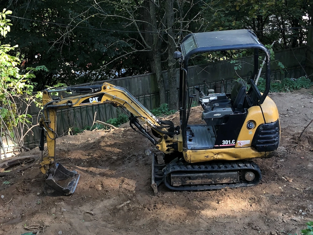 Miniexcavator Caterpillar CAT 301.6   2.430 ore   2 cupe