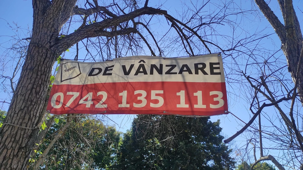 Teren de vânzare  - excelent pentru investiție sau o proprietate într-un cadru natural deosebit!