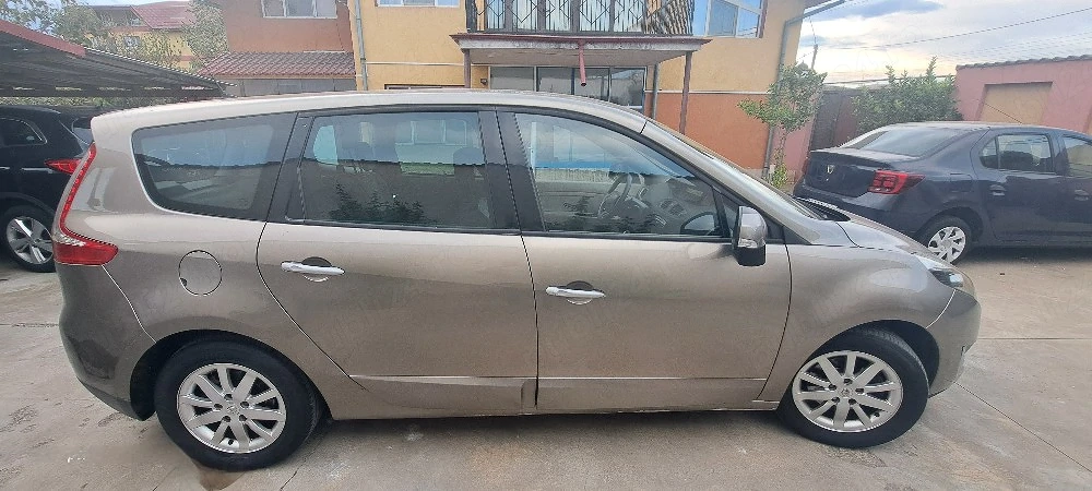 Renault Grand Scenic, an 2009, diesel 1,5, kit ambreaj schimbat recent, 3290 Eur negociabil 