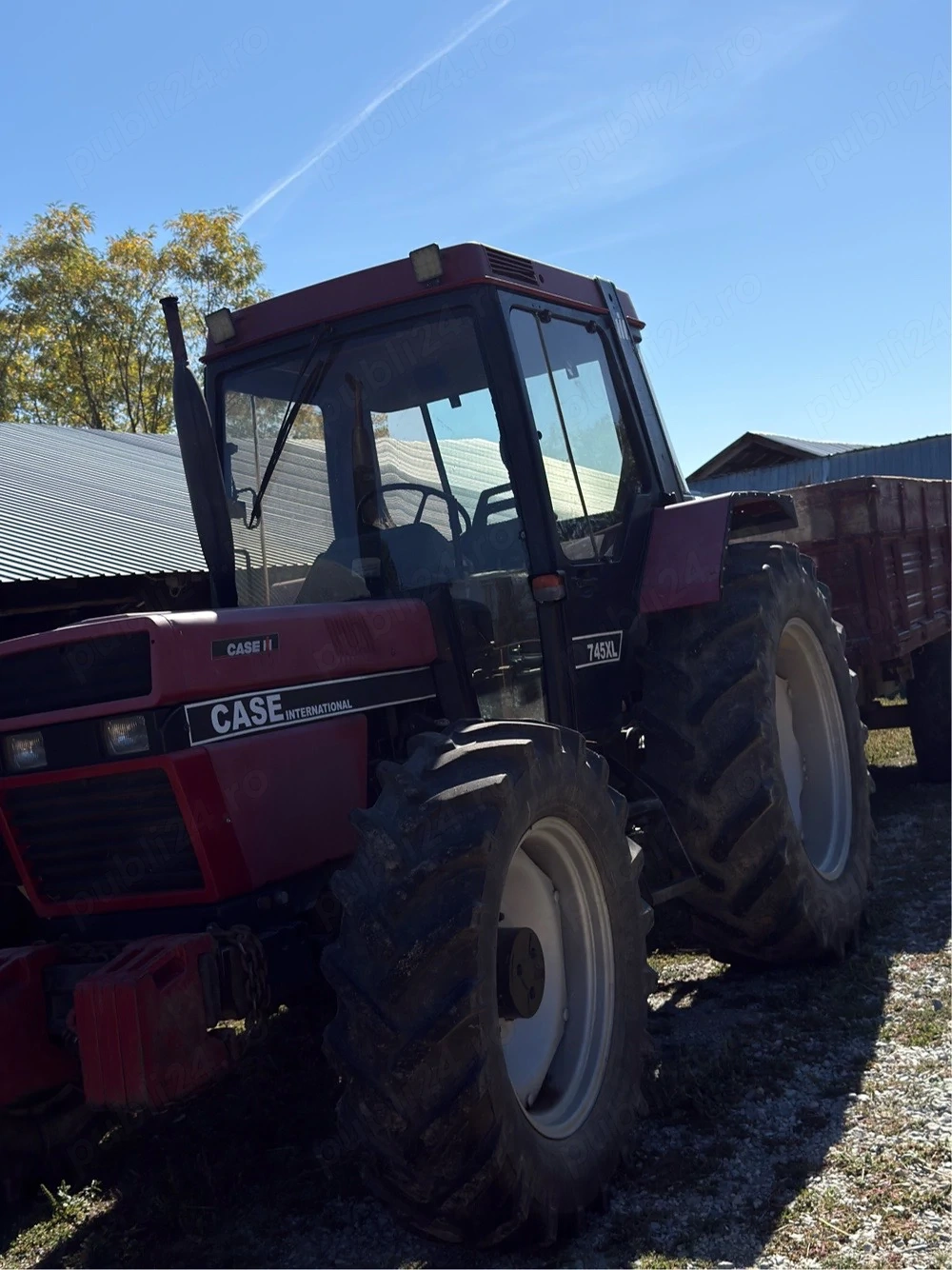 Tractor CASE 745 XL + remorcă basculabilă   recondiționat 