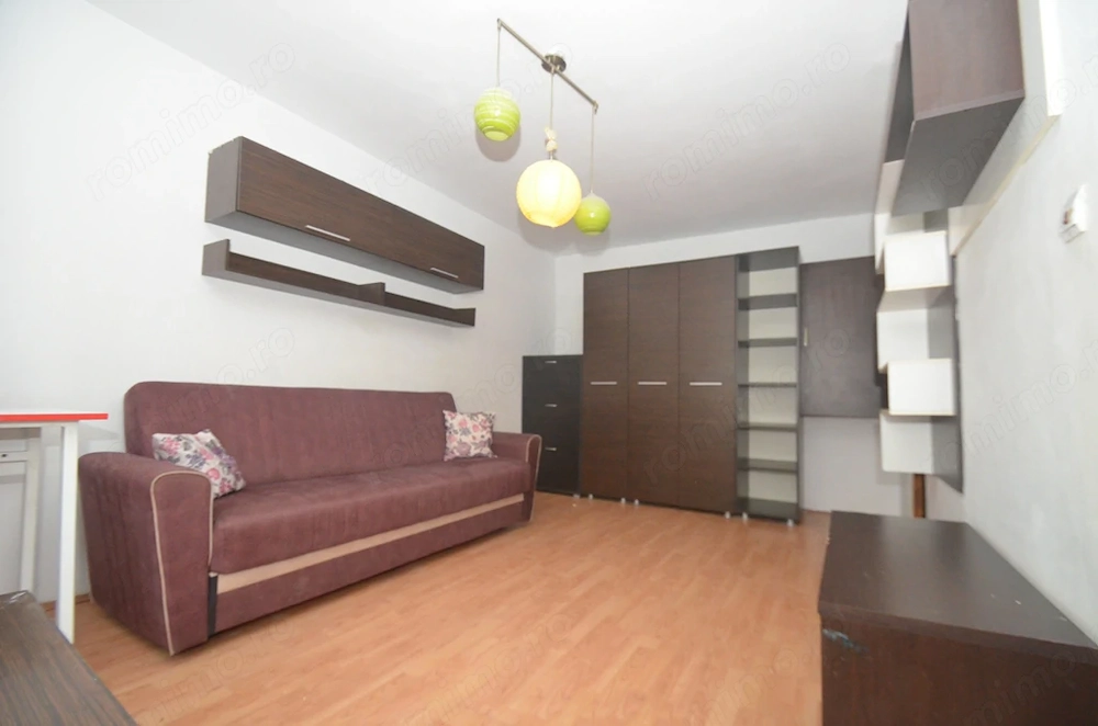 Garsoniera de inchiriat in zona Lipovei