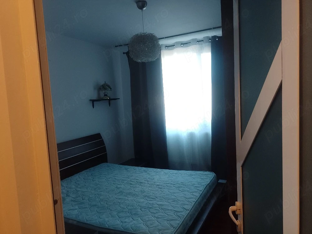 Închiriez apartament