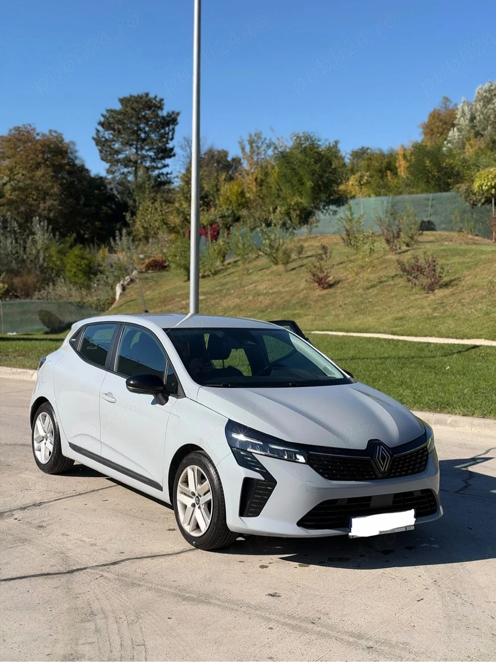 Renault clio 2024 1.0 tce