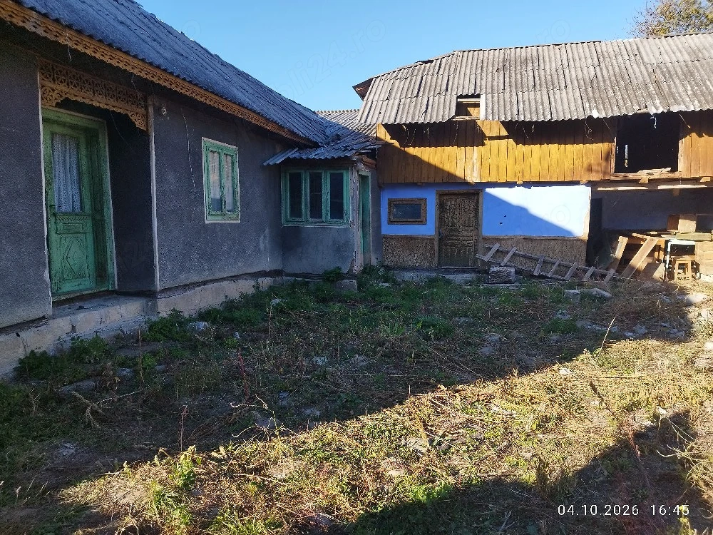 Soveja - Casă și teren (grădină)
