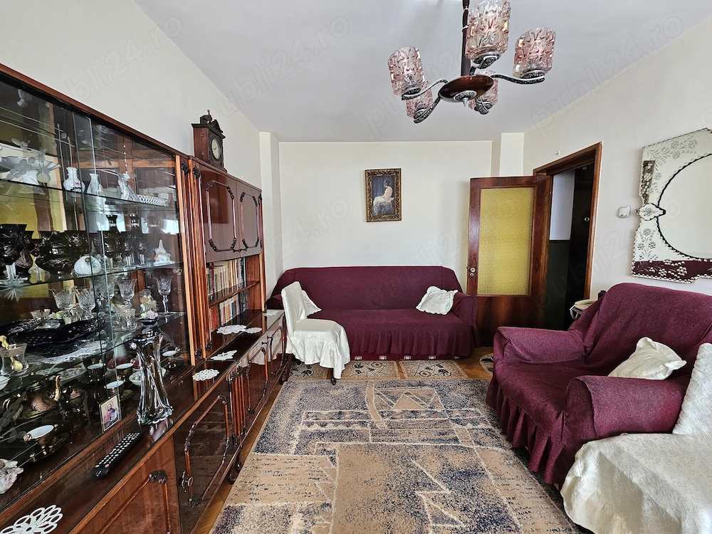 Apartament 3 camere, bloc Camelia, Buzau
