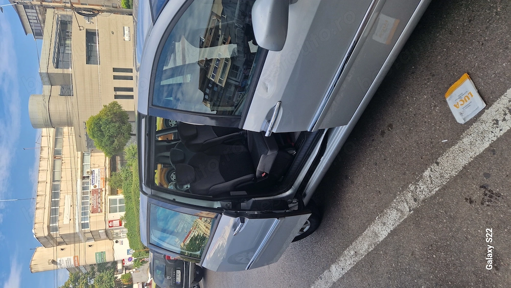 Citroen c8 2009 benzina+gpl , cu carlig si remorca