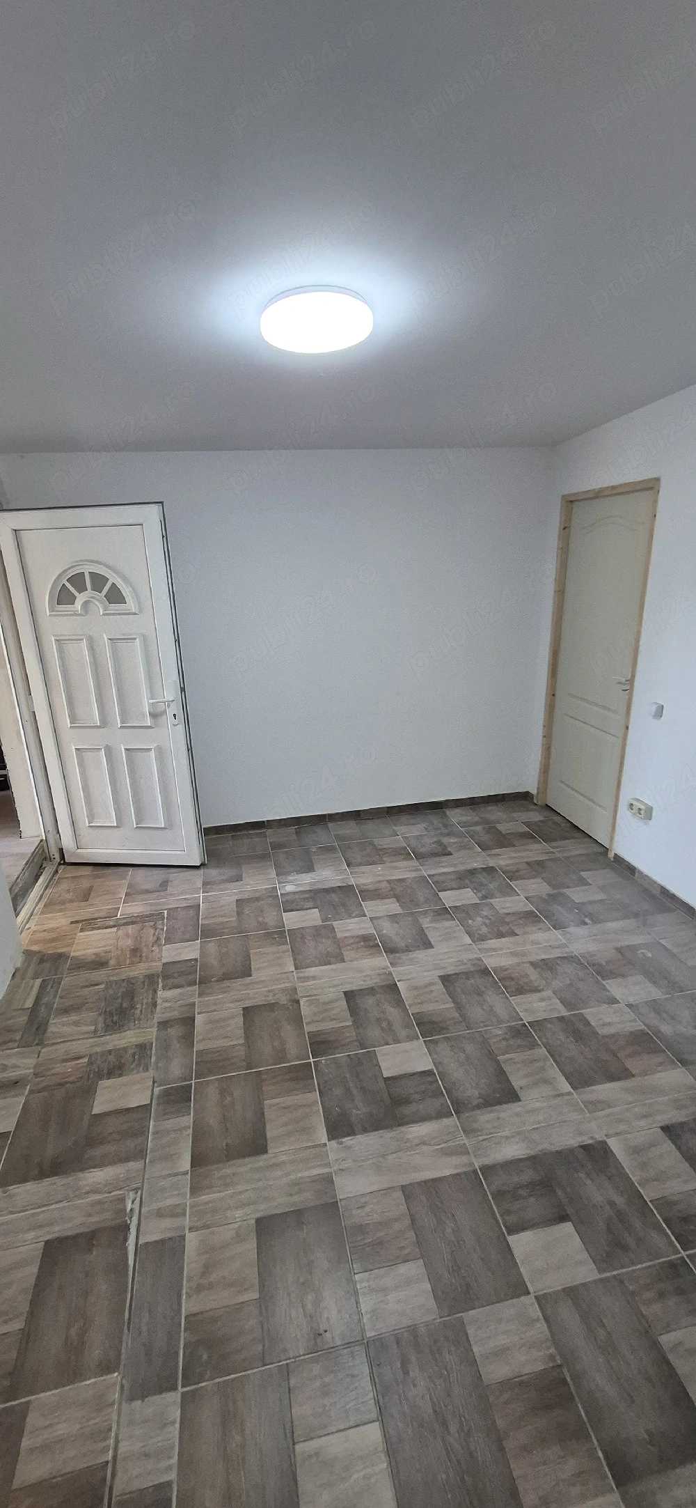 Inchiriez spatiu comercial in Dumbravita,langa Eso