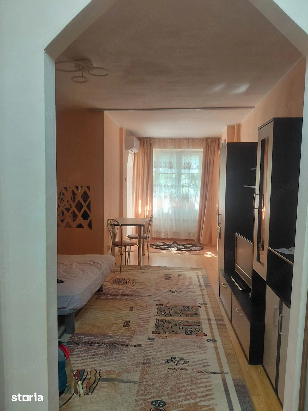 Garsoniera de închiriat zona Socului