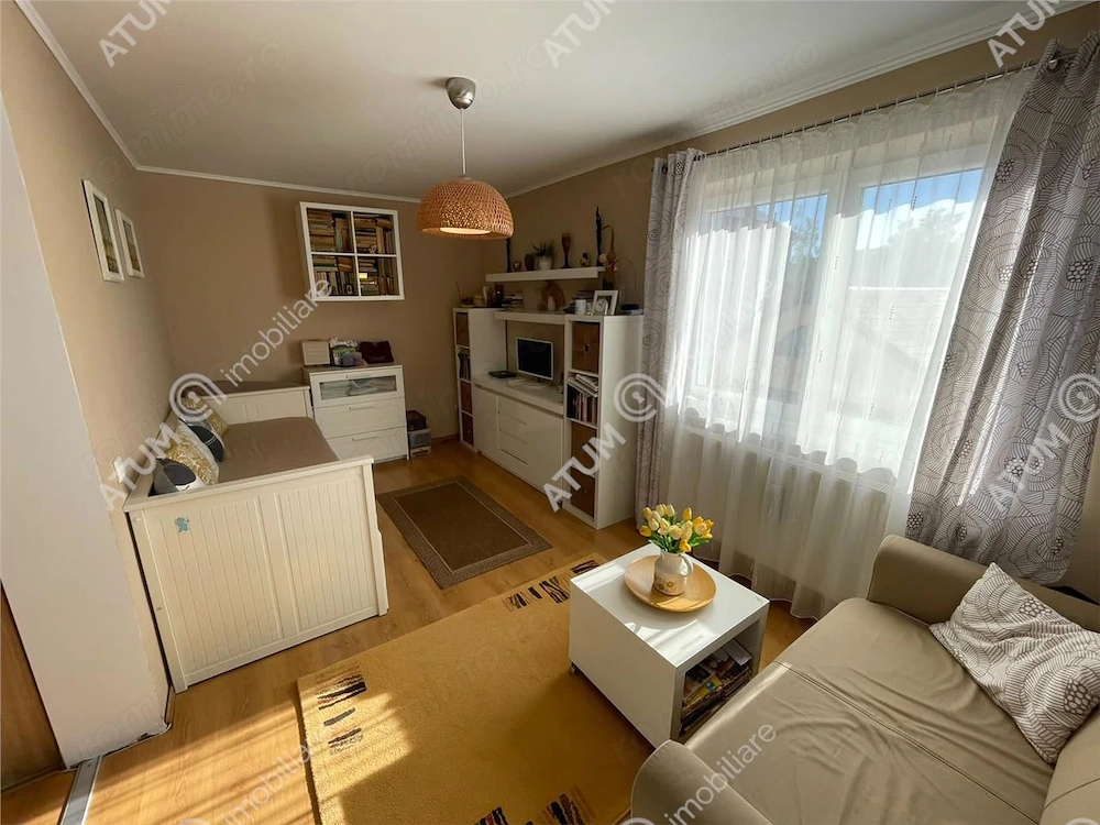Garsoniera decomandata etaj 1 balcon loc parcare parc Belvedere Sibiu