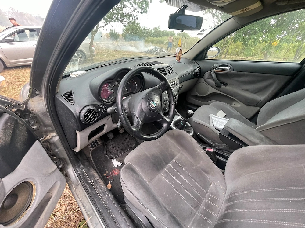 Dezmembrez Alfa Romeo 147