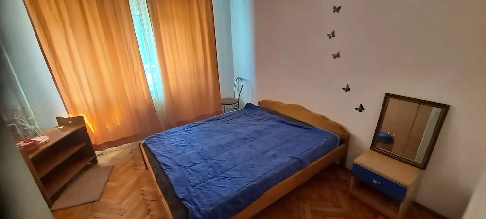 Vand apartament 3 camere in centru in Alba Iulia