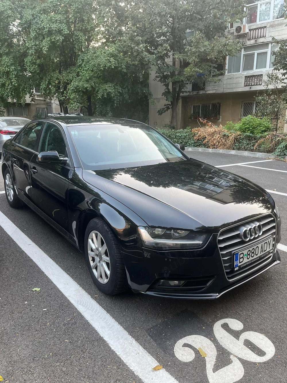 Vând Audi A4 2014.TFSI automat, benzina-întreținută, stare foarte buna
