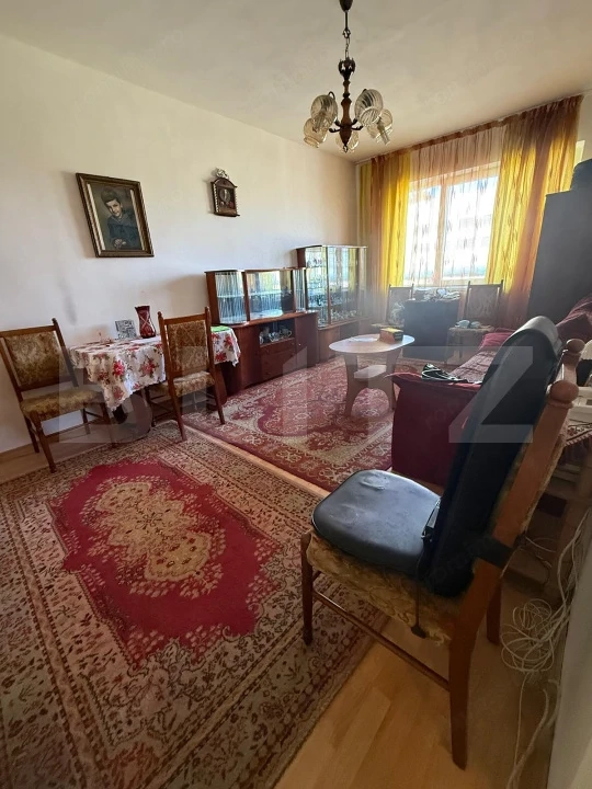 Garsoniera zona Noua, etaj intermediar, centrala proprie, boxa
