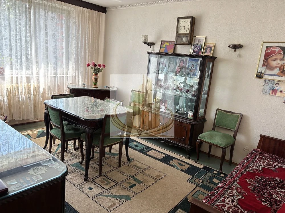 apartament 3 camere decomandat, 61 mp+boxa, Strada Covasna