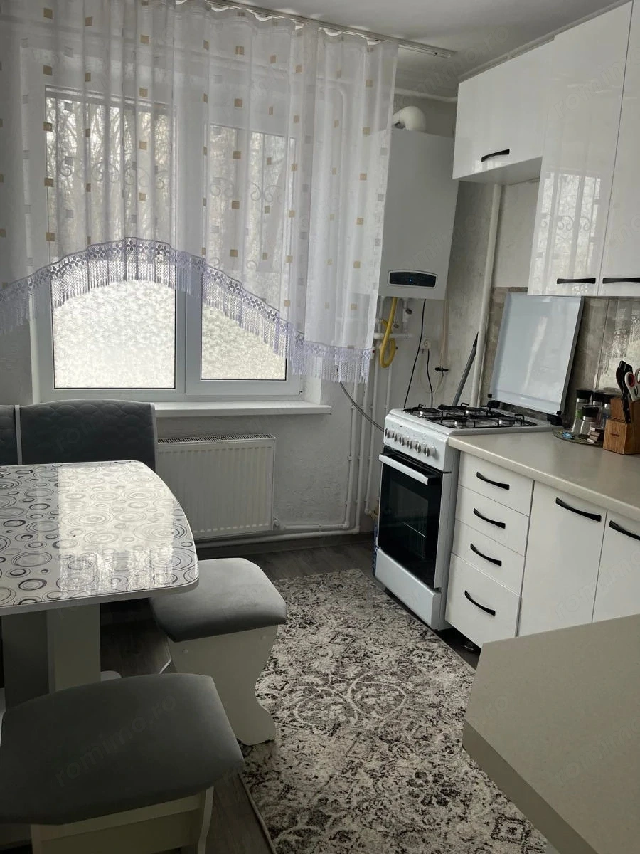 Garsonieră de închiriat în Piața Reșița