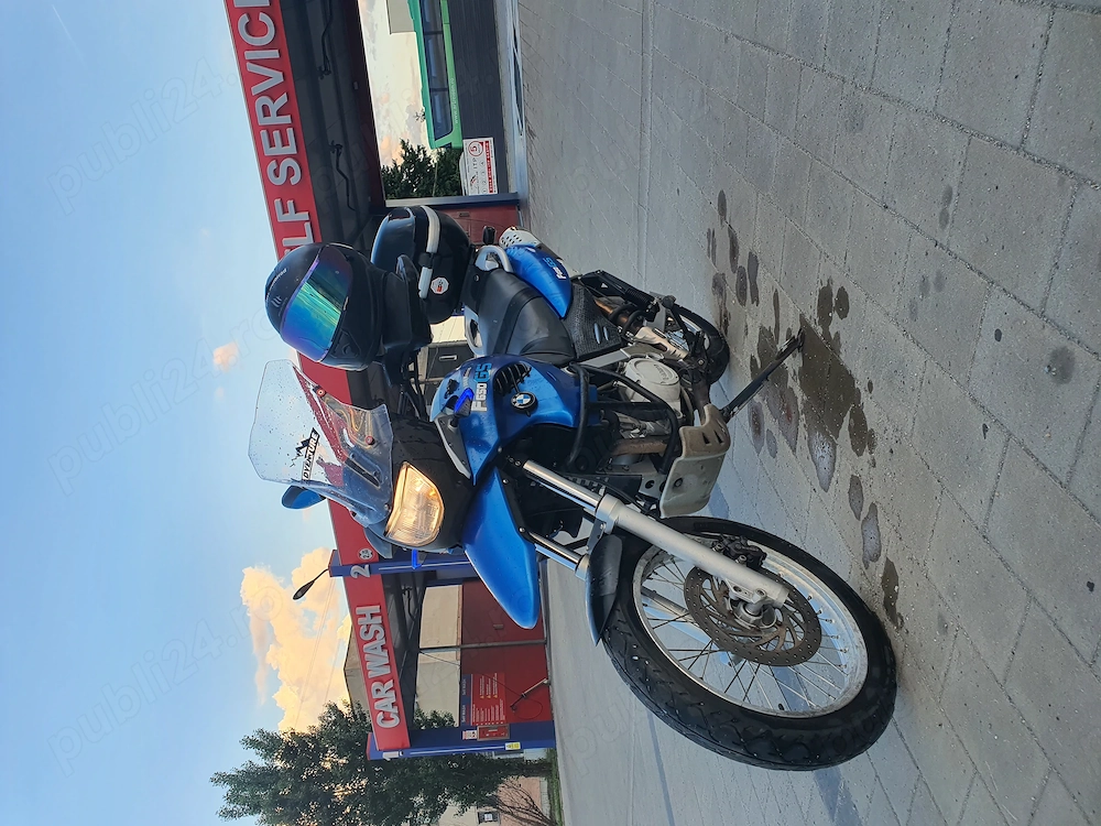 Vând BMW F650 GS, an 2001, motocicletă fiabilă și economică