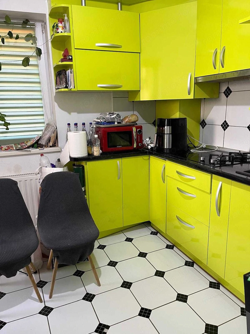 Apartament de vanzare cu etaj