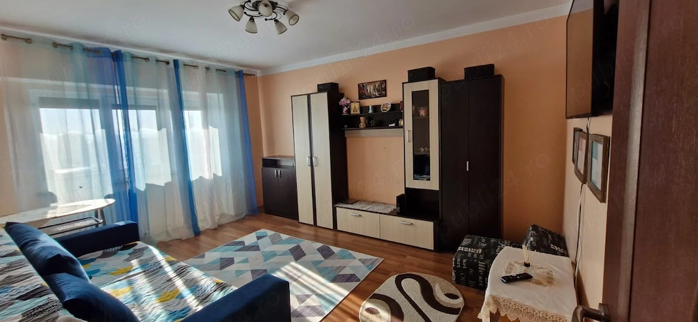 Apartament 2 camere decomandate in zona Garii.