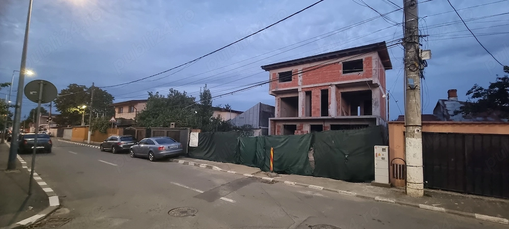 Vila de vanzare