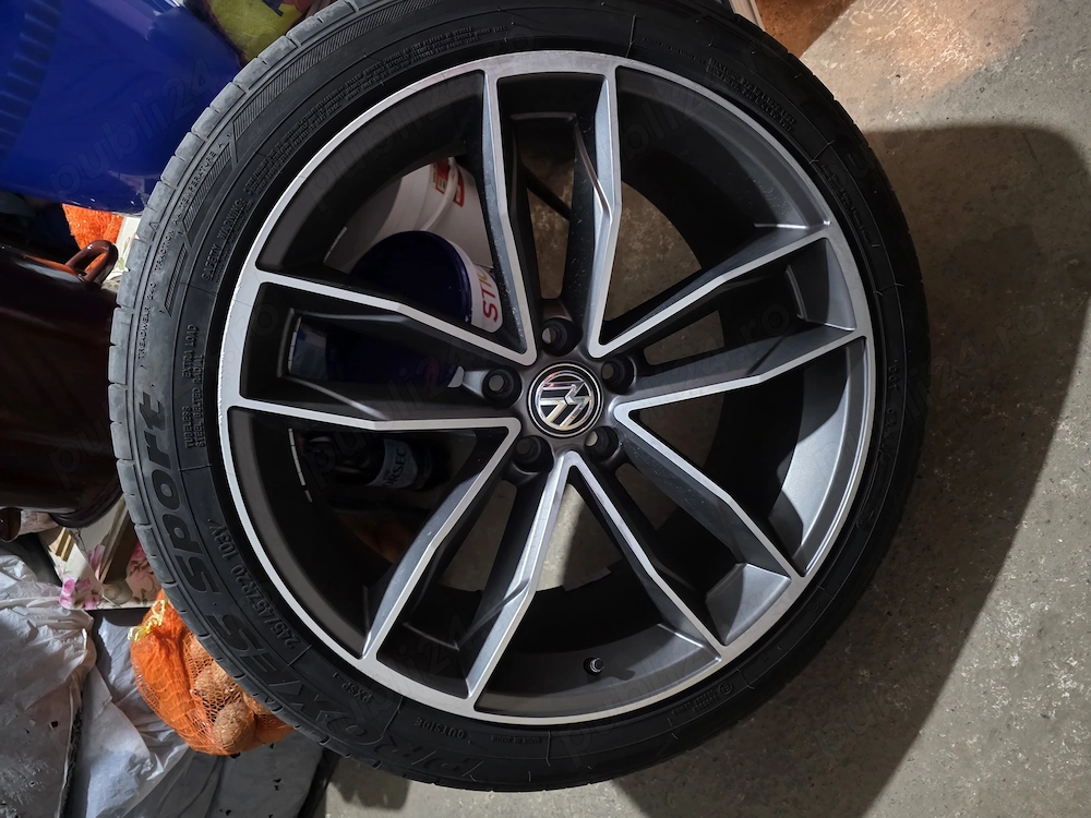 Jante aliaj  R 20,et.35,9 j , prindere roata 5x112,impecabile,echipate cu anvelope vara 245/45/20