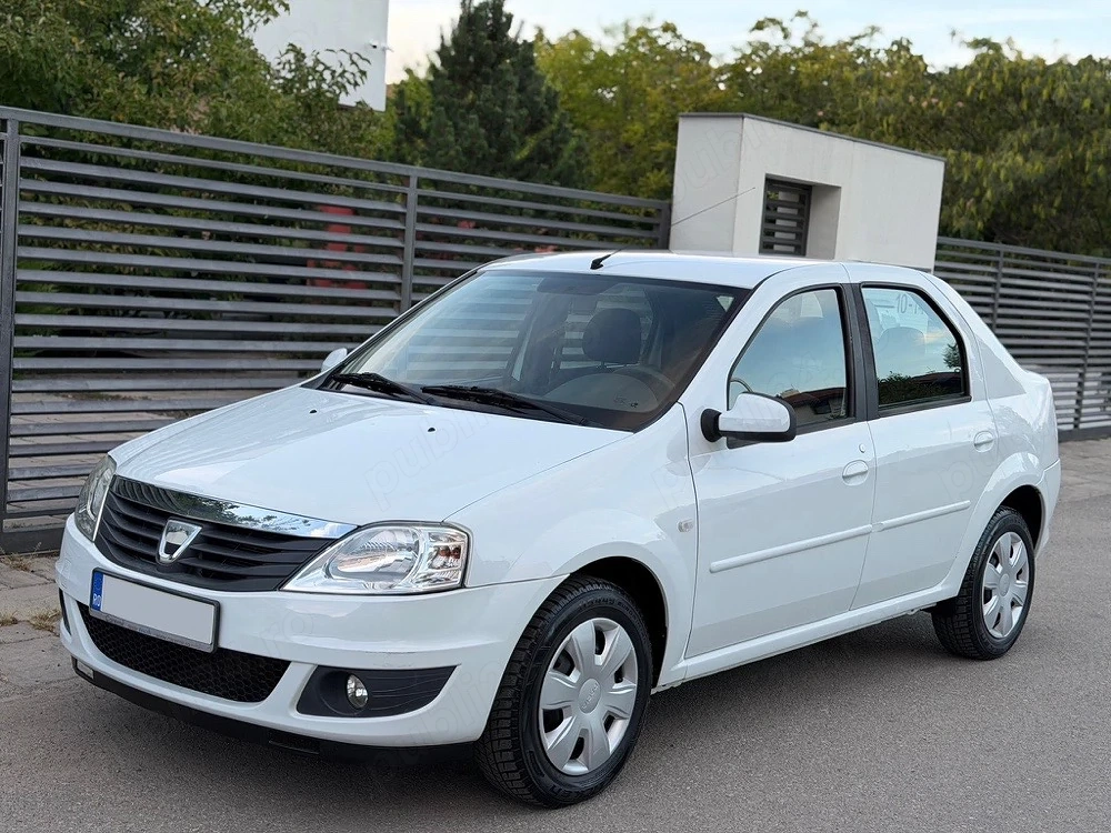 Dacia Logan Model Laureat 1.2 16V 2011 Primul Proprietar 40.000Km Reali 100%