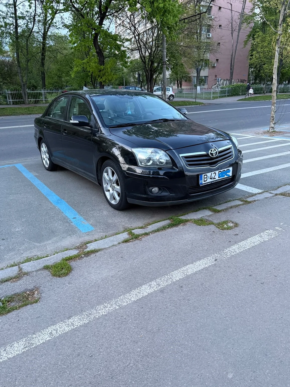 Vand Toyota Avensis 