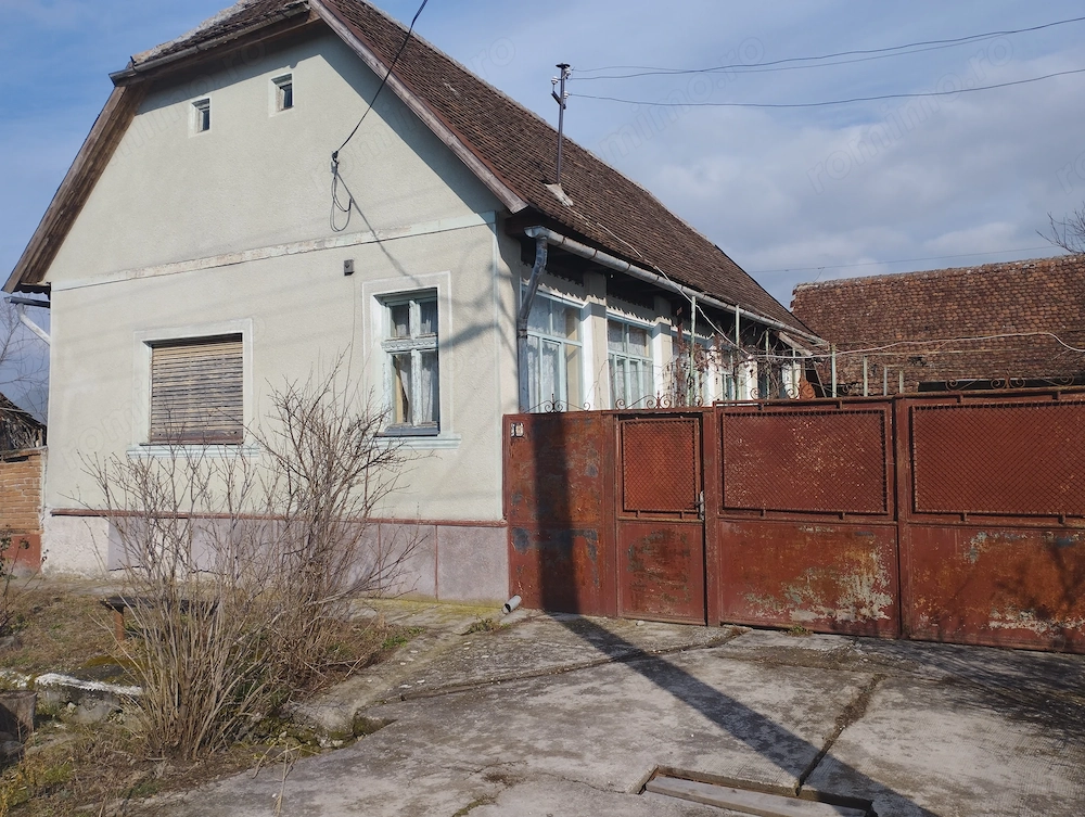 Casa proprietate privată de vanzare