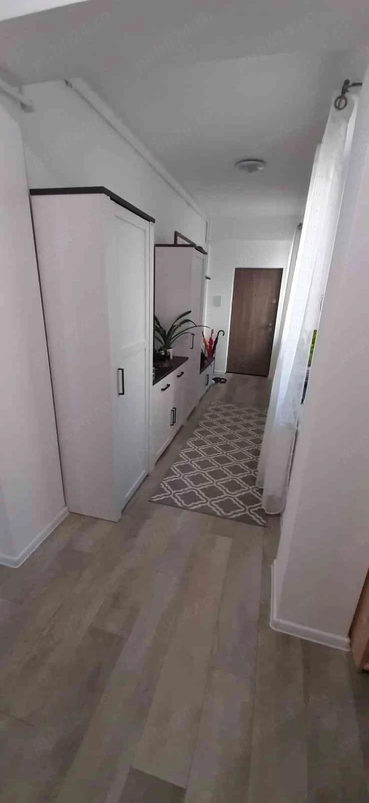Proprietar vand apartament 2 camere!