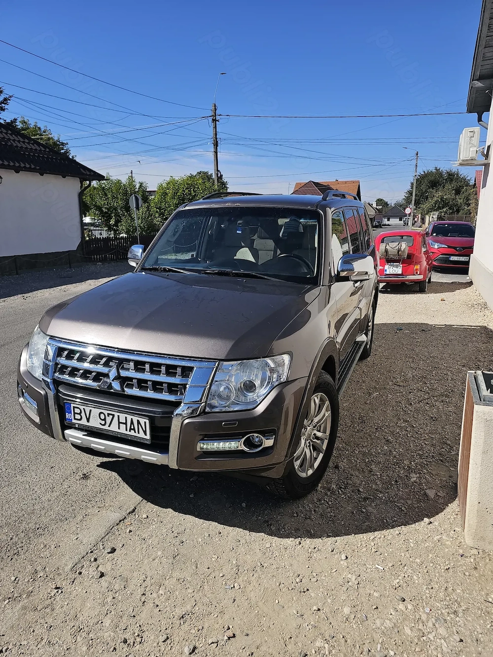 Vând Mitshubishi Pajero auroutilitara