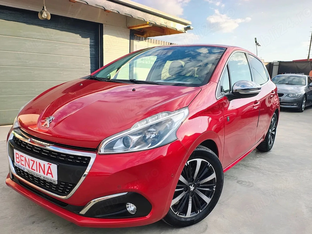 Peugeot 208 PureTech 110 Stop & Start Allure, 2019, Hatchback, Benzina