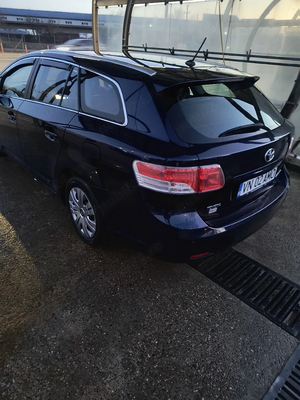 Toyota avensis 