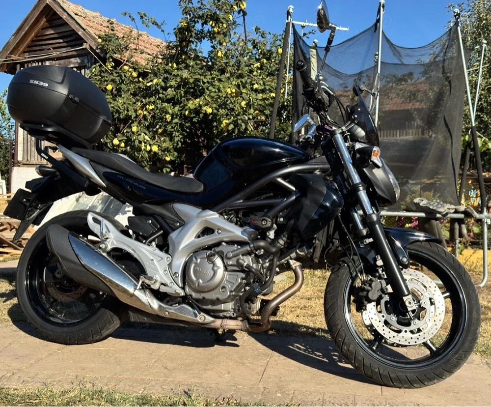 suzuki gladius sfv650