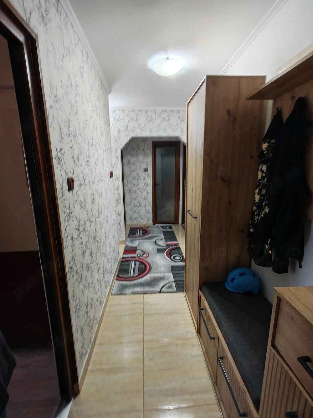 Proprietar vând apartament cu 3 camere 