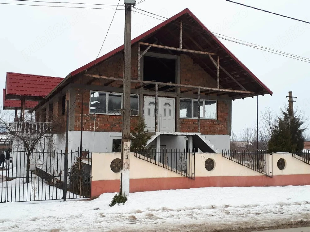 închiriez, schimb 