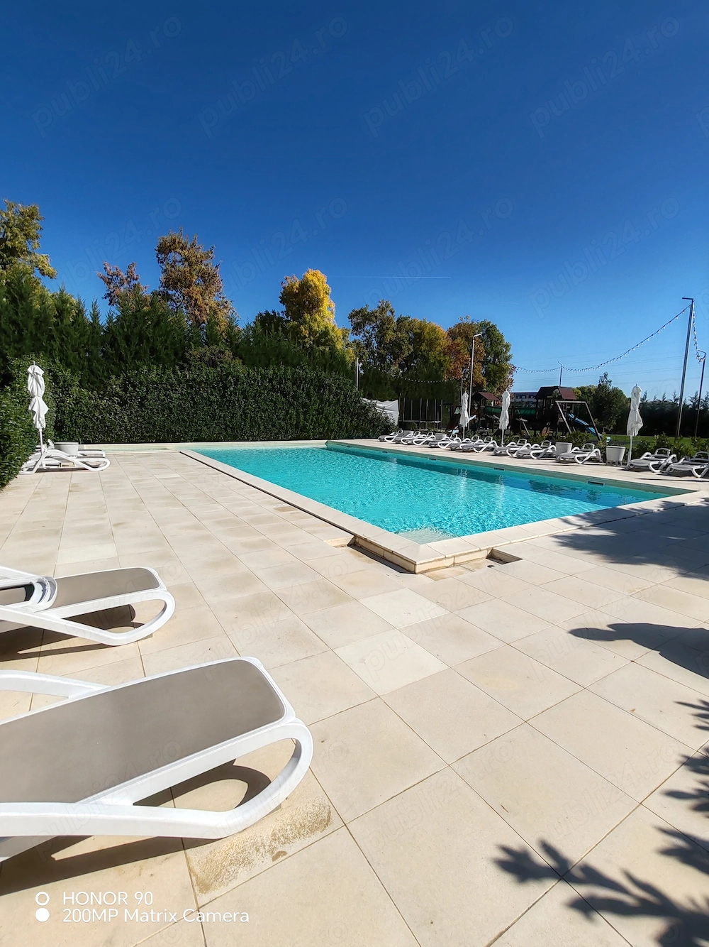 Închiriez Apartament