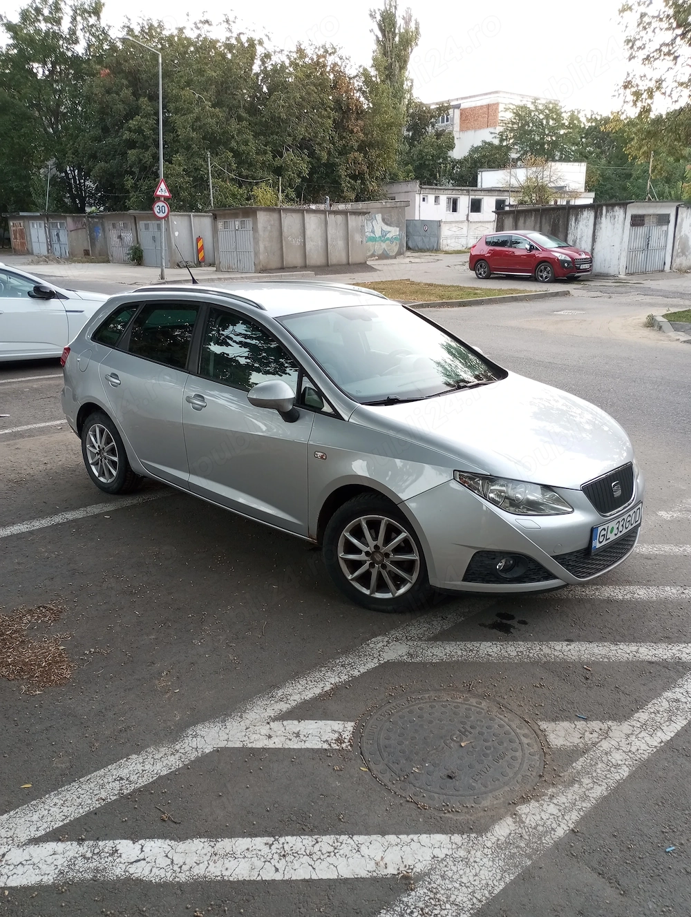 Vând Seat Ibiza Style 2012, 203000 km, 2000 euro negociabil 