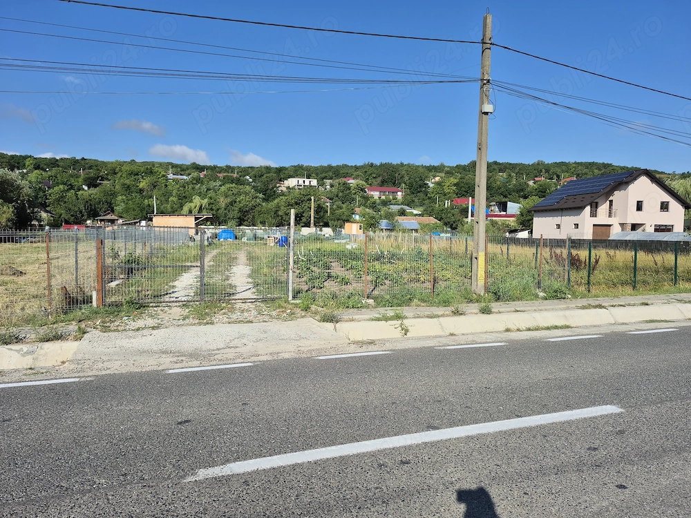 Vand teren intravilan situat in suburbia brodoc 