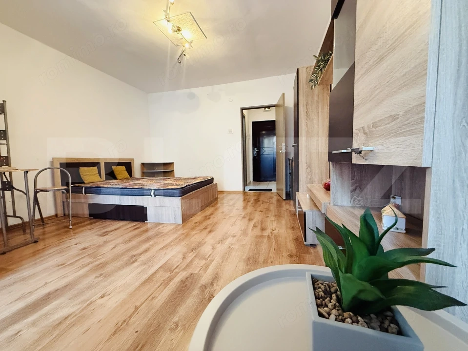 Garsoniera de vanzare, 32 mp, zona Noua