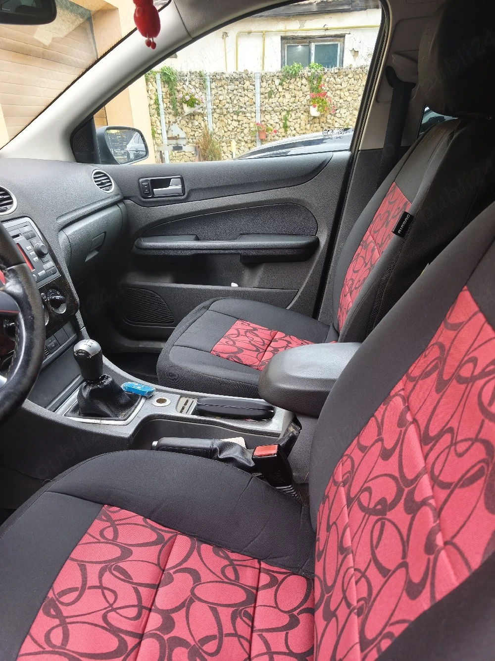 Vând Ford focus 2 