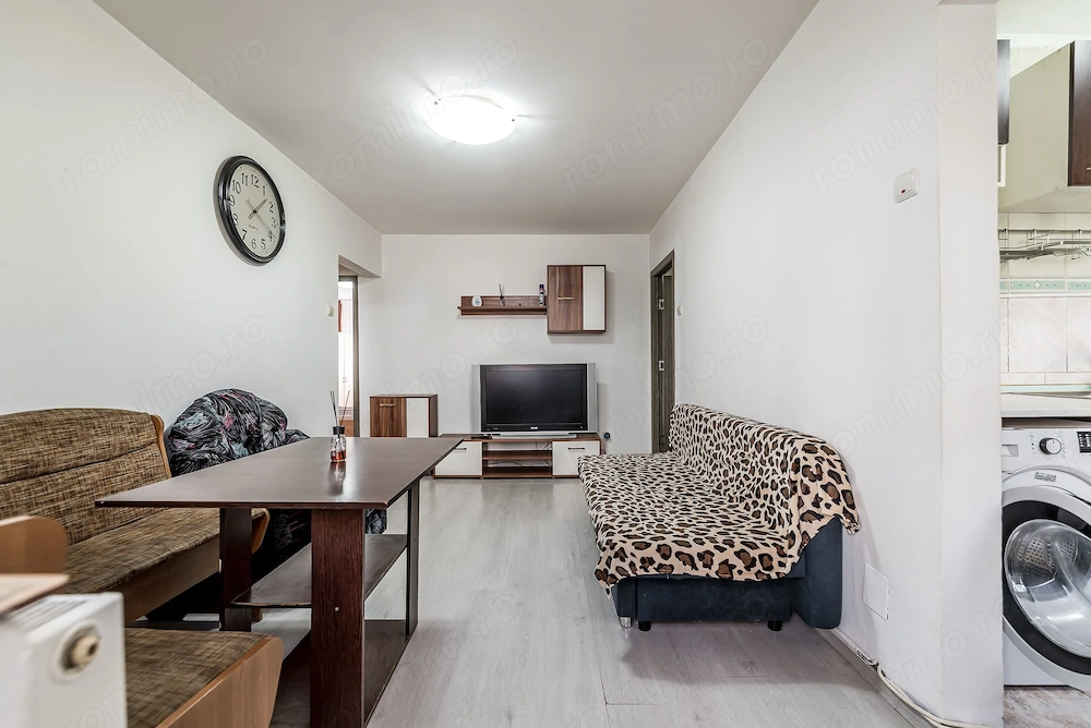 Apartament cu 3 camere, etaj 1 + loc de parcare pe Aleea Predeal