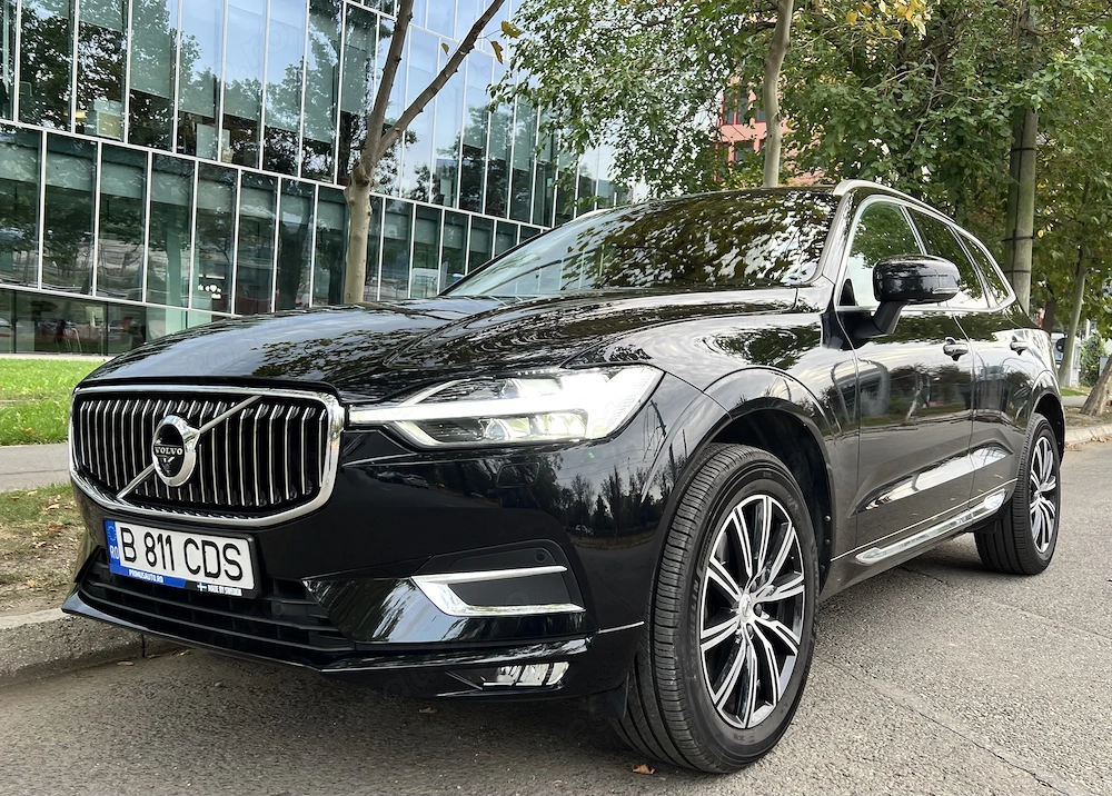 Volvo XC60 B4 AWD(4x4) AT8 Diesel Mild-Hybrid Inscription,Panorama,Scaune Ventilate,Full,St.Perfecta