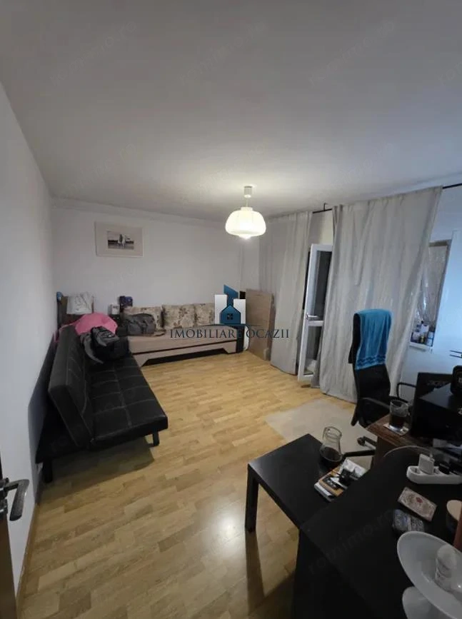 Apartament 2 camere Decomandat Cercetatorilor