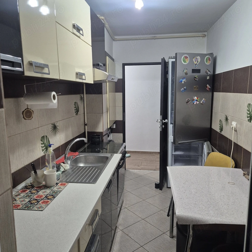 Apartament 3 camere decomandat, etaj 1, Astra, AC - Brasov